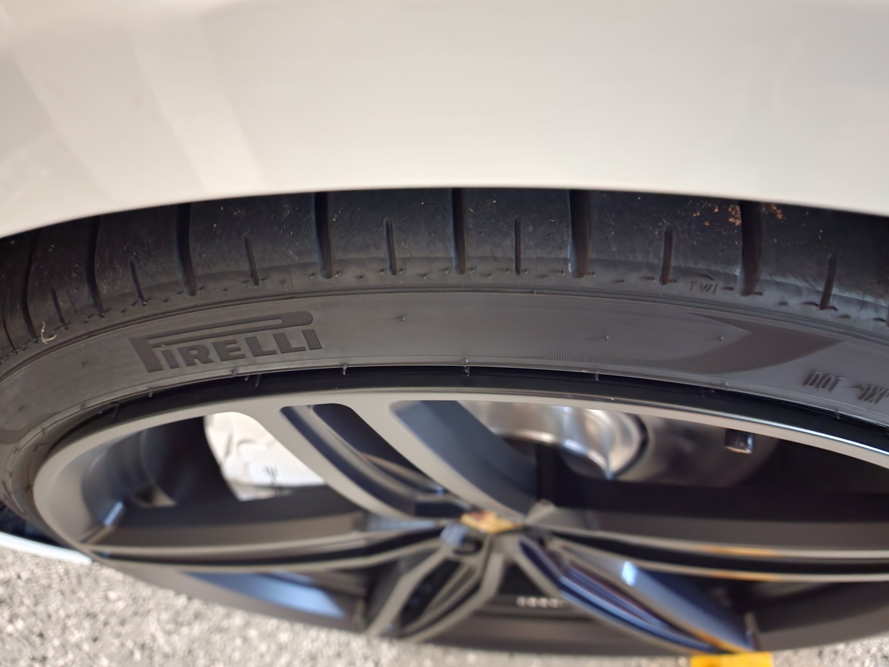 Porsche Taycan Need help with new 22 Inch Tire Sizes - MY20 Turbo 2022-09-13 12.57.12