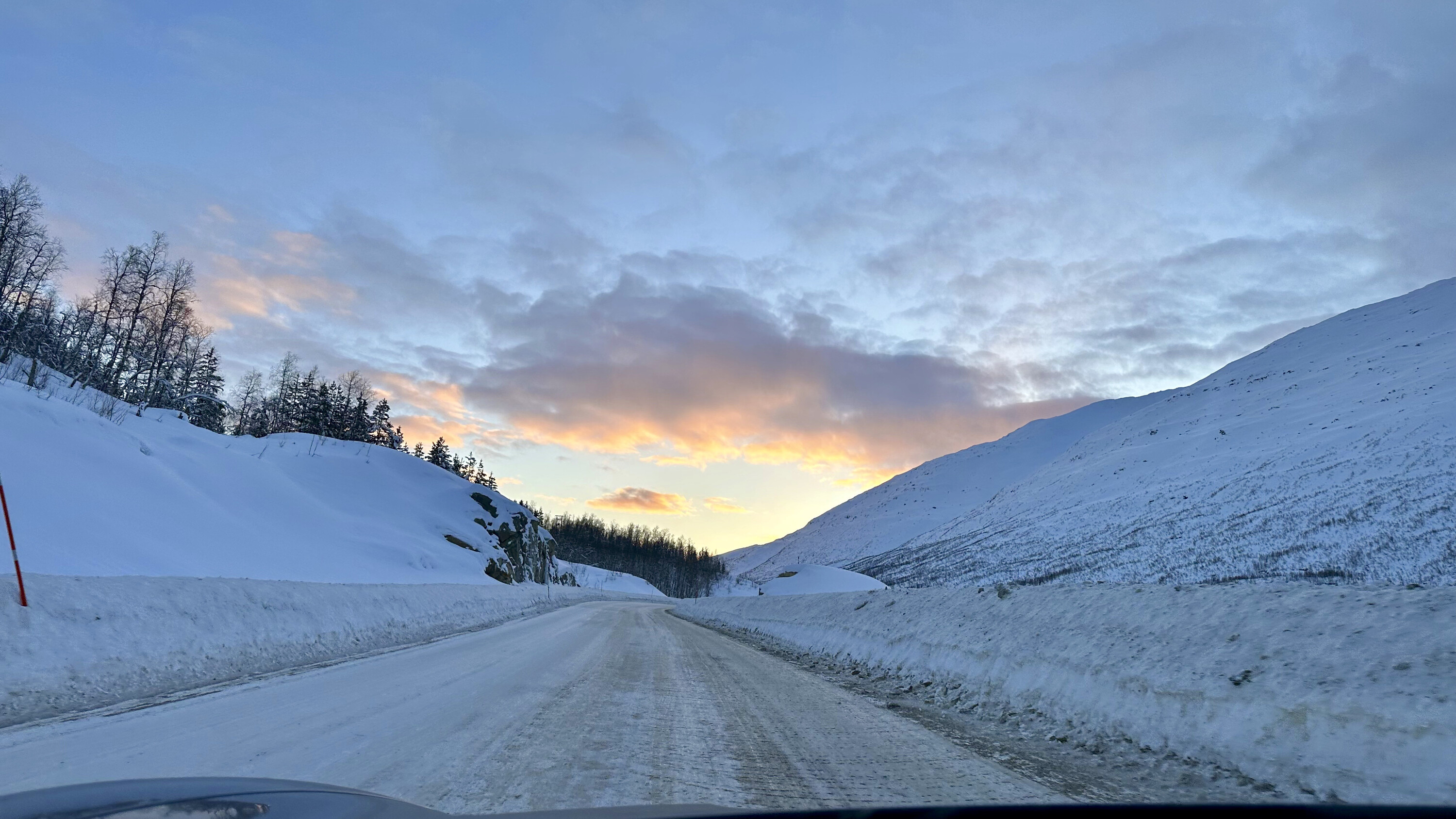Porsche Taycan Taycan to Tromsø Road Trip – Winter 2023 (Arctic Norway) 52704315922_9316536021_4k