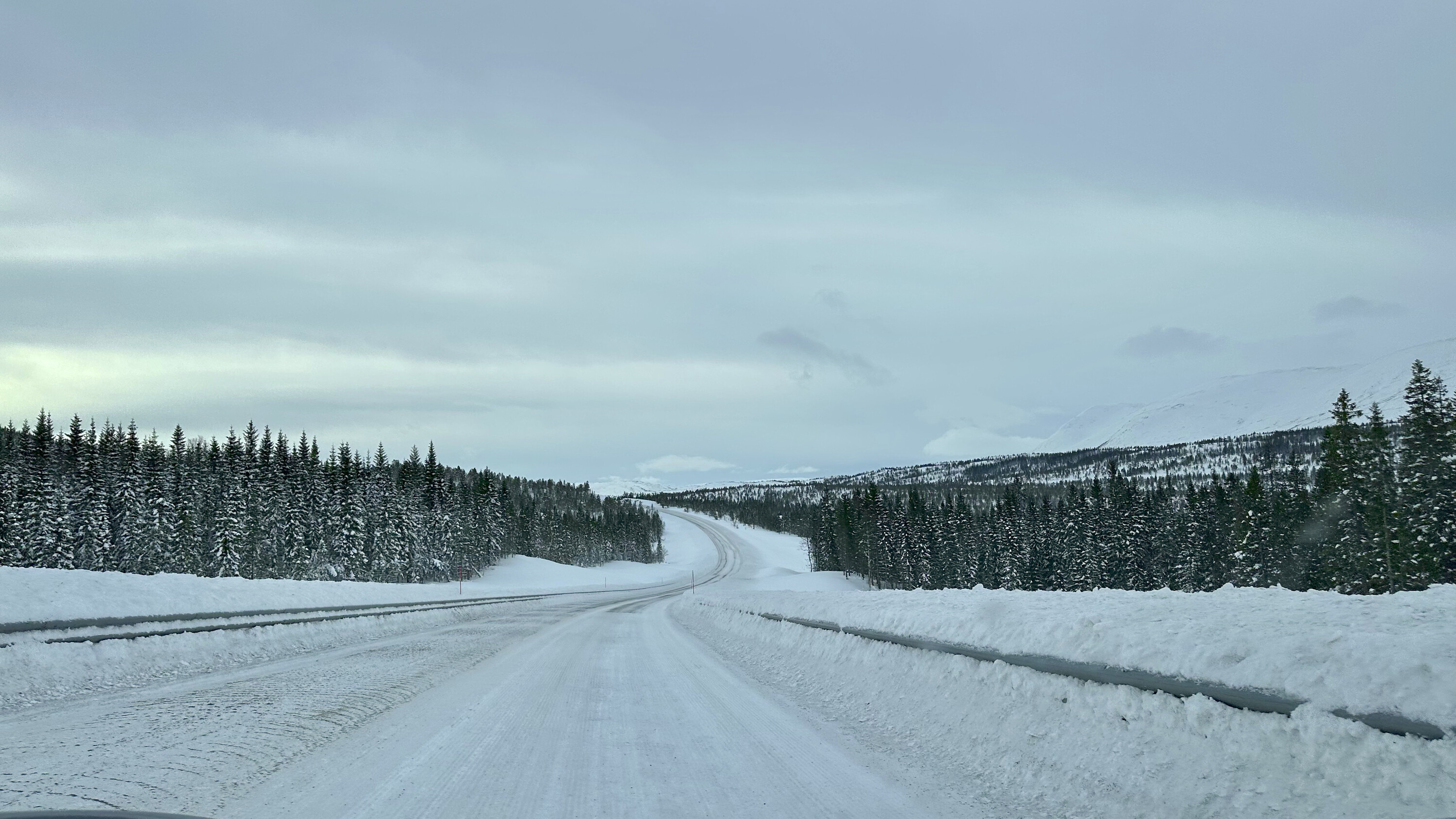 Porsche Taycan Taycan to Tromsø Road Trip – Winter 2023 (Arctic Norway) 52708073799_523125f1f6_4k