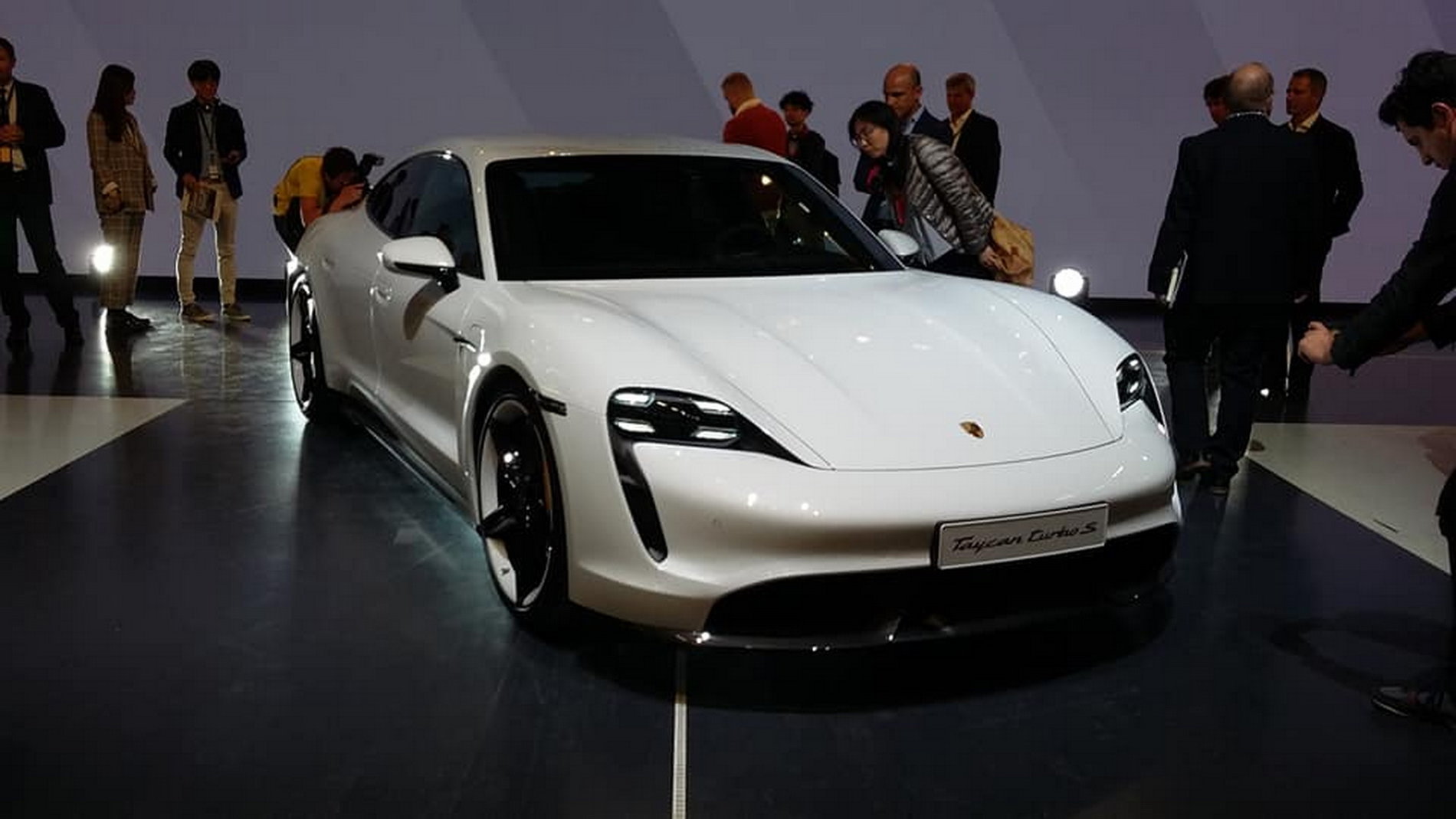 Porsche Taycan Official: Tayan Production will begin on time - September 9 70450169_1233228896856327_5961812020171898880_n