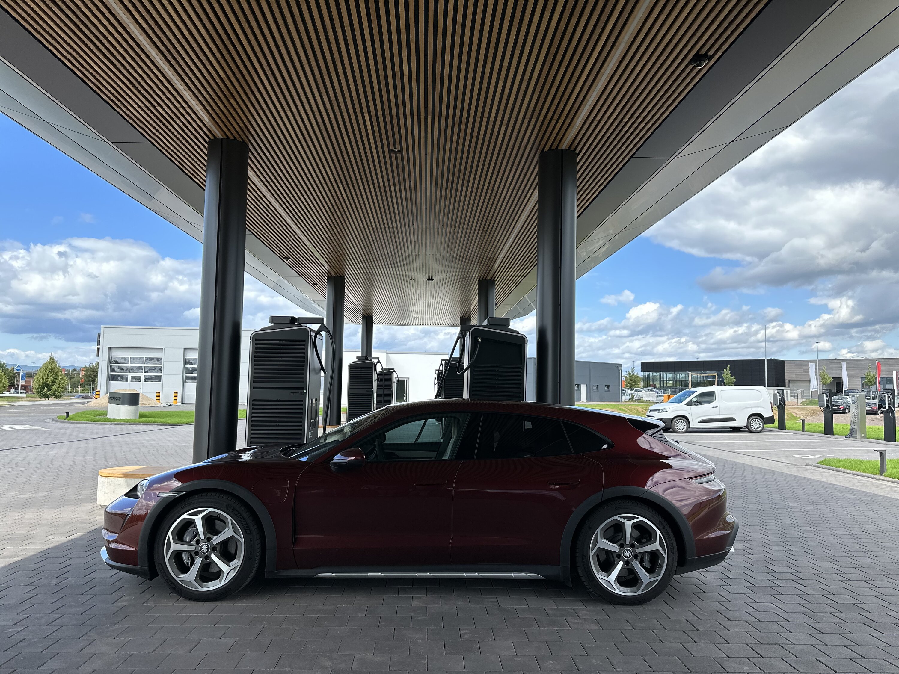 Porsche Taycan First Porsche Charging Lounge opens in Germany IMG_3479