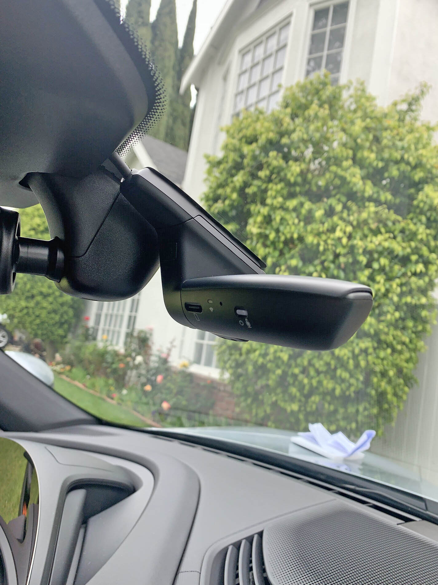 Porsche Taycan Porsche Dashcam Installed - Review and Overview for US Taycan Owners IMG_5848