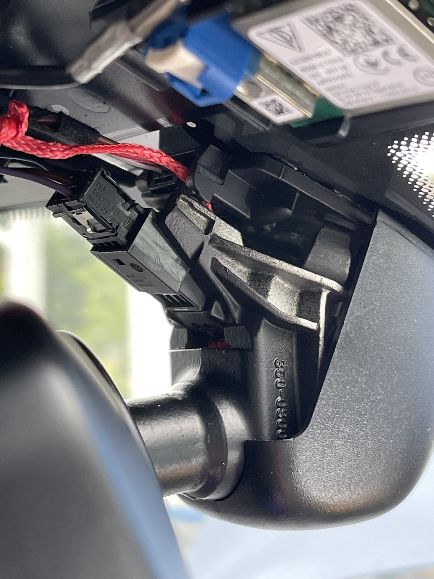 Porsche Taycan MirrorTap / Blendmount install for Uniden R7, with pics! mirror_harness.JPG