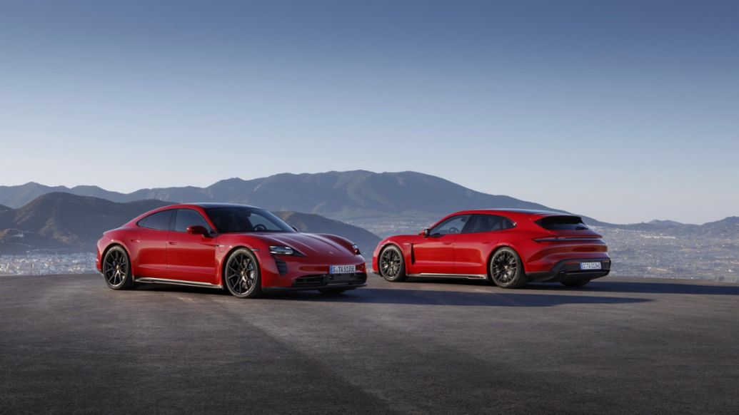 Porsche Taycan ? World Premiere: 2022 Taycan GTS Sedan and GTS Sport Turismo W21_8327_highres
