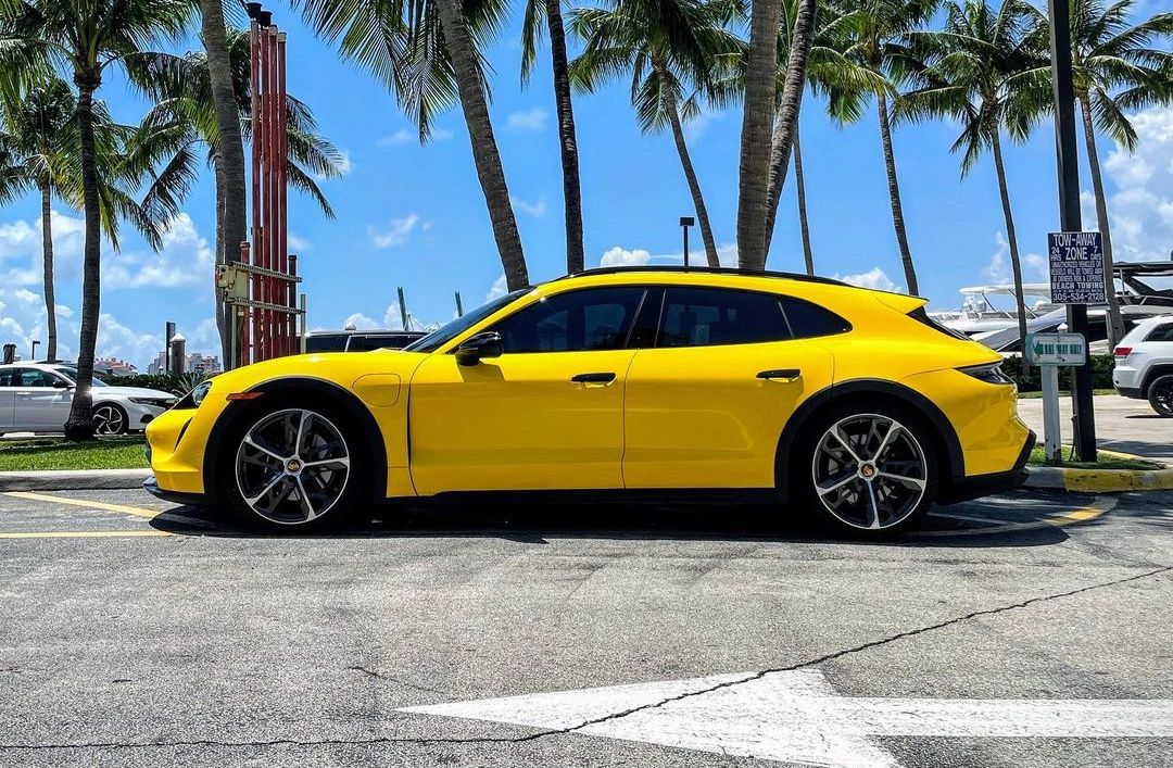 Porsche Taycan Best PTS color options for Taycan Yellow-Taycan-Cross-Tursimo-Viny-Wra