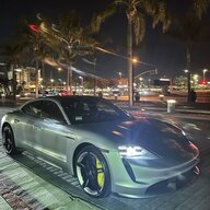 Porsche unveils Apple CarPlay Update inc. Climate Control  TaycanForum --  Porsche Taycan Owners, News, Discussions, Forums